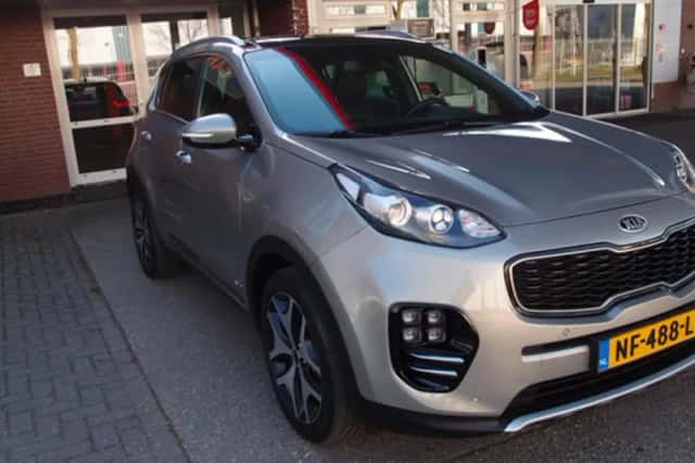 Kia Sportage (2017) thumbnail 3