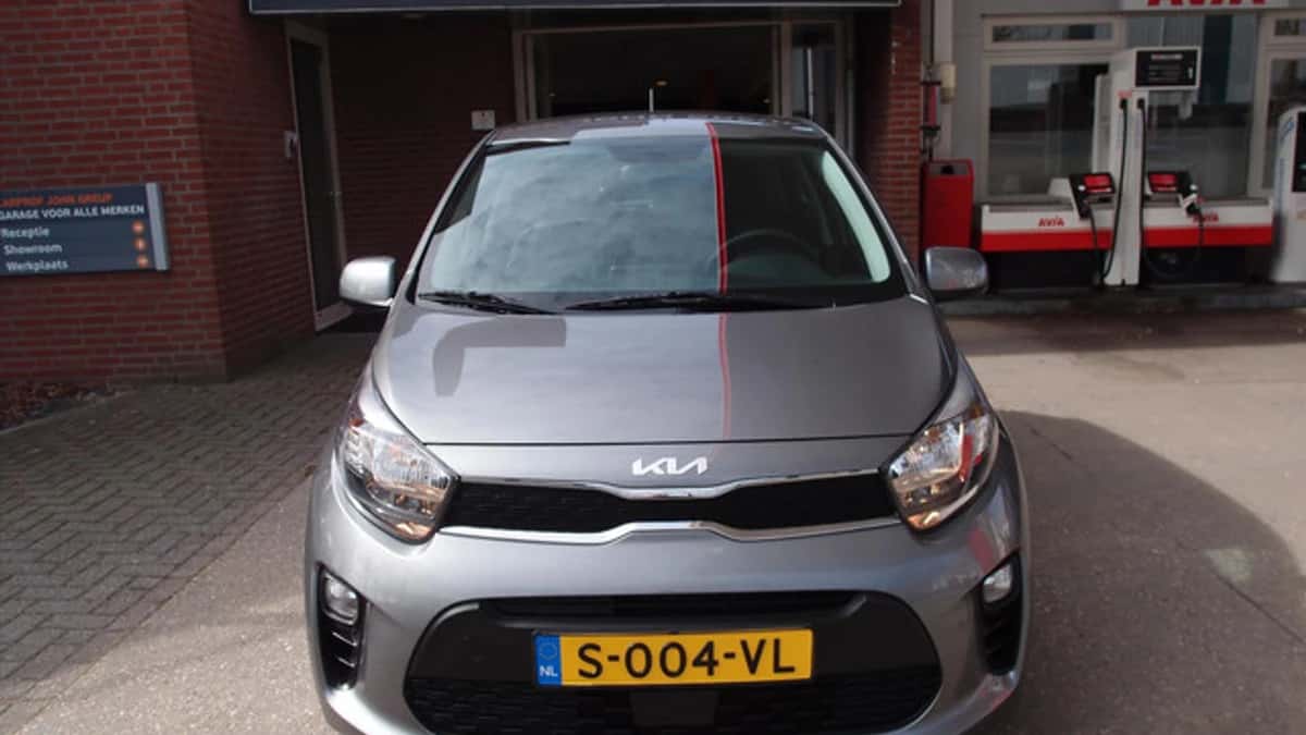 Kia Picanto (2023) — foto 1