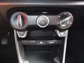 Kia Picanto (2023) thumbnail 15