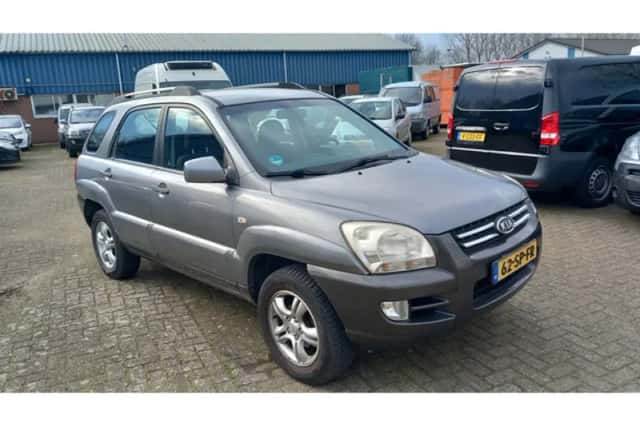 Kia Sportage (2006) thumbnail 3