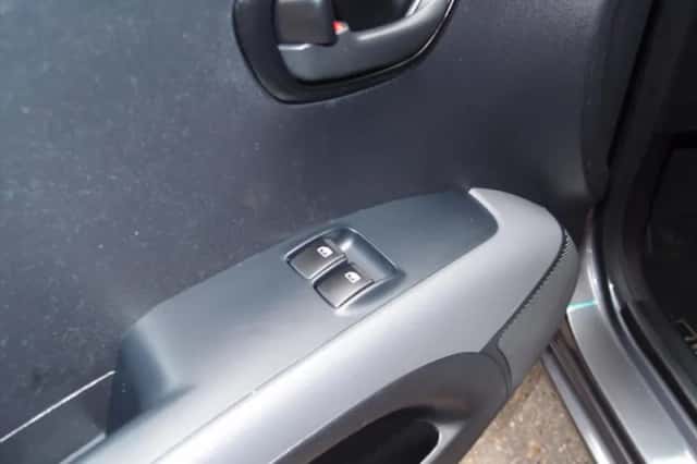 Hyundai I (2012) thumbnail 6