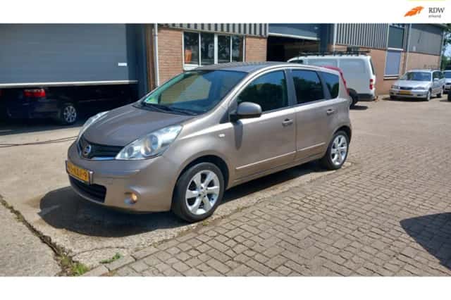 Nissan Note (2009) thumbnail 1