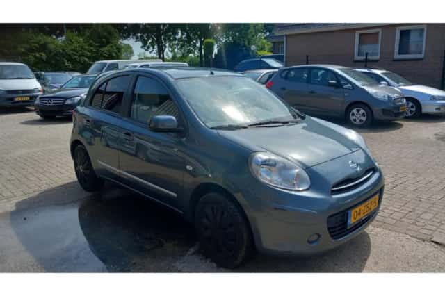Nissan Micra (2013) thumbnail 2