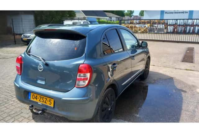 Nissan Micra (2013) thumbnail 3