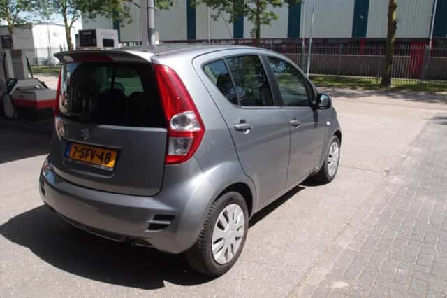 Suzuki Splash (2013) thumbnail 4