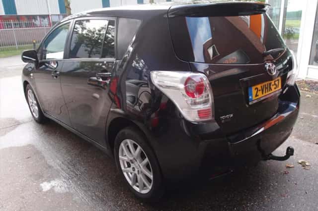 Toyota Verso (2010) thumbnail 5