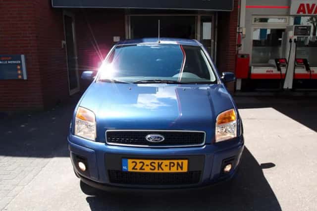 Ford Fusion (2006) thumbnail 1