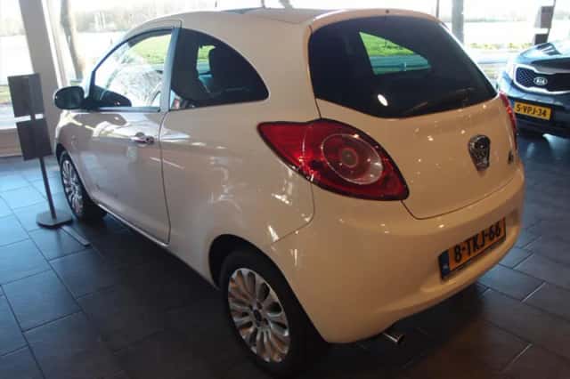 Ford Ka (2013) thumbnail 4