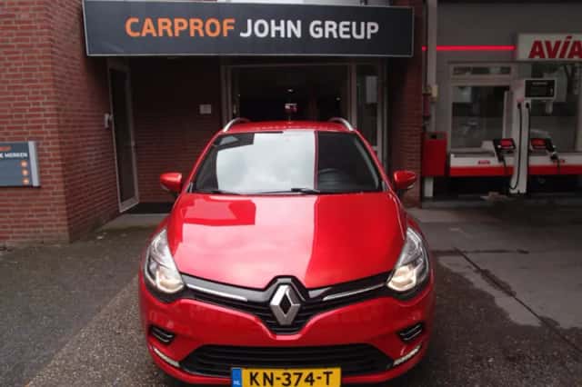 Renault Clio (2016) thumbnail 1