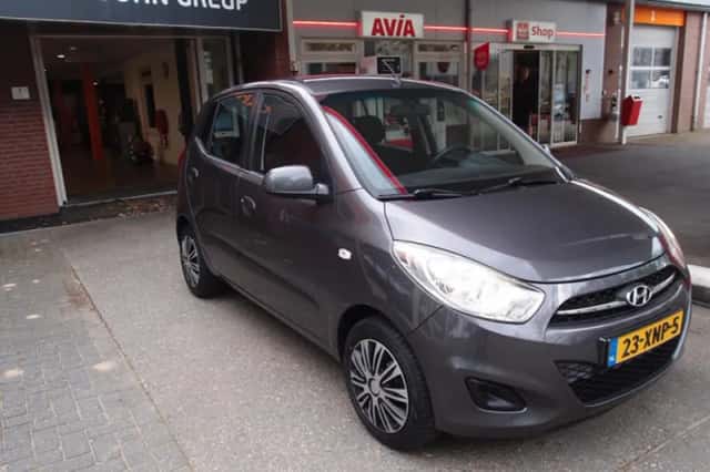 Hyundai i10 (2012) thumbnail 3