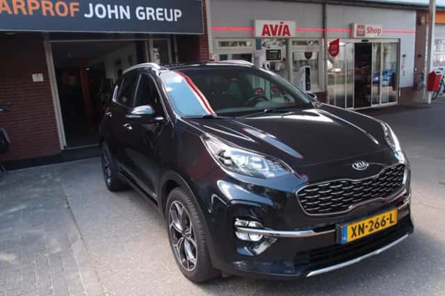 Kia Sportage (2019) thumbnail 3