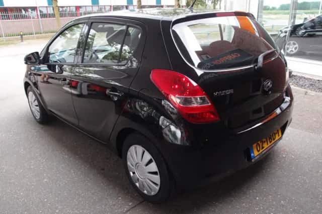Hyundai i20 (2012) thumbnail 5