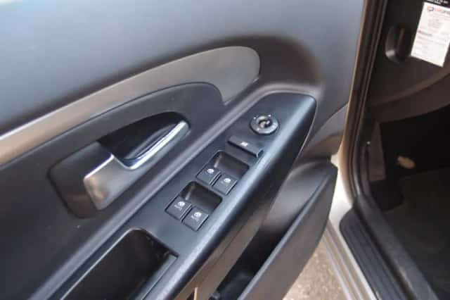 Kia Cee'd (2011) thumbnail 6