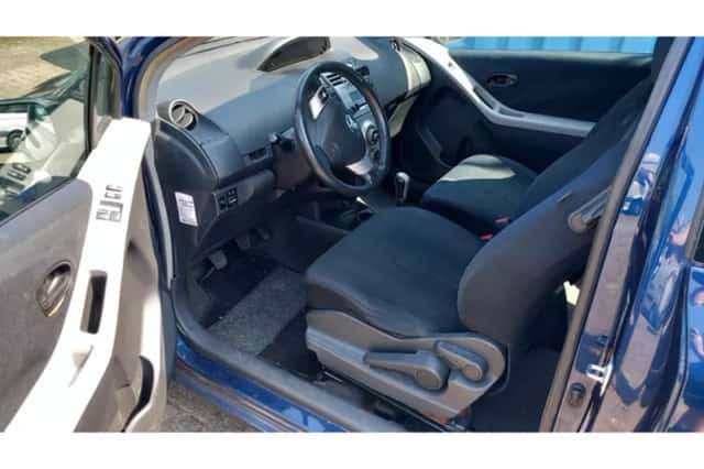 Toyota Yaris (2007) thumbnail 4