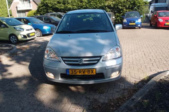 Suzuki Liana (2005) thumbnail 1