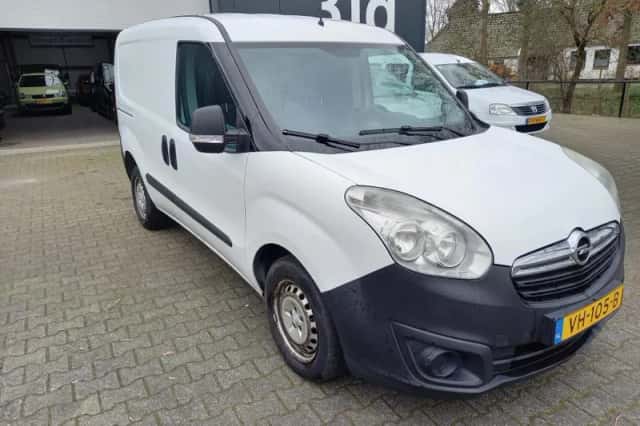Opel Combo (2014) thumbnail 3