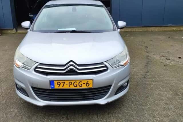 Citroën C4 (2011) thumbnail 2