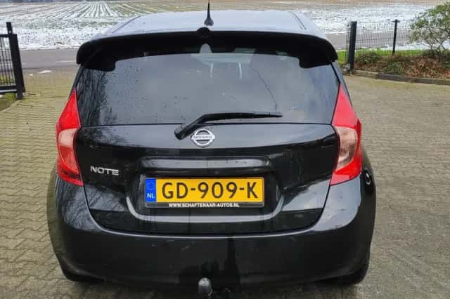 Nissan Note (2015) thumbnail 5