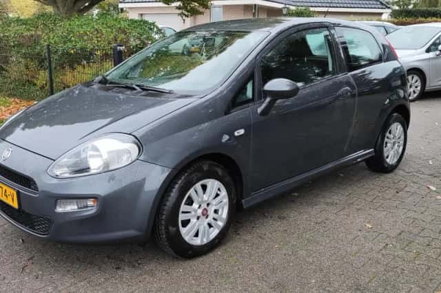 Fiat Punto Evo (2015) thumbnail 1