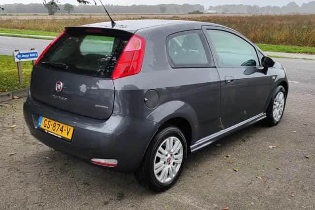Fiat Punto Evo (2015) thumbnail 4
