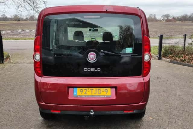 Fiat Doblò (2012) thumbnail 5