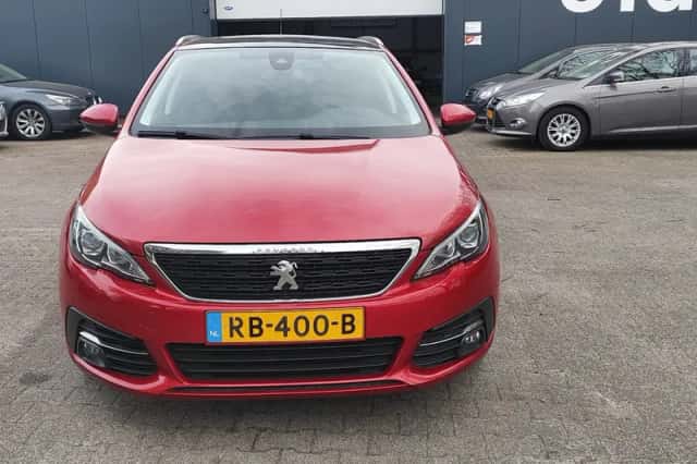 Peugeot 308 (2017) thumbnail 2