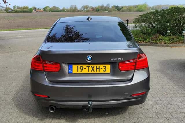 BMW 3-Serie (2012) thumbnail 5