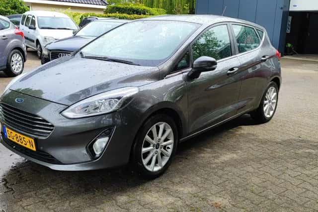 Ford Fiesta (2018) thumbnail 1