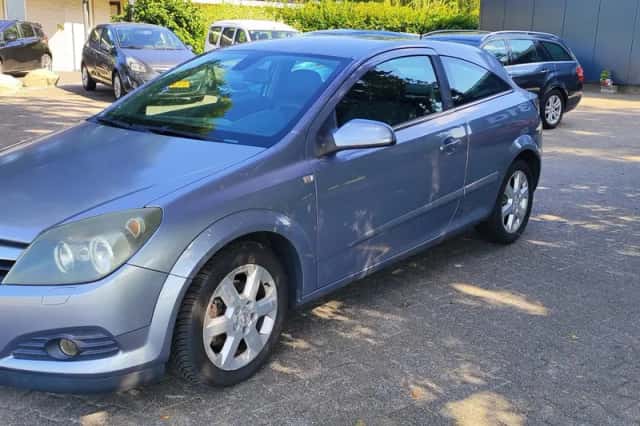 Opel Astra (2005) thumbnail 1