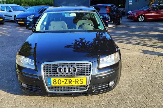 Audi A3 (2008) thumbnail 2