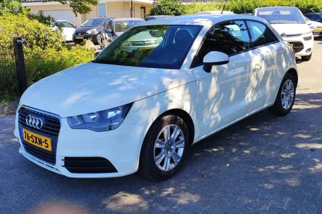 Audi A1 (2012) thumbnail 1