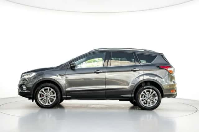 Ford Kuga (2018) thumbnail 2