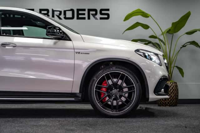 Mercedes-Benz GLE (2016) thumbnail 6