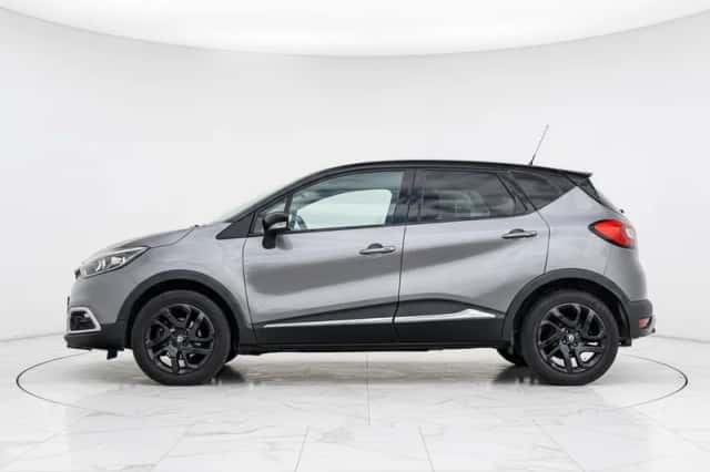 Renault Captur (2015) thumbnail 2