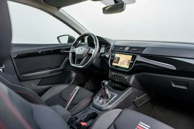 SEAT Ibiza (2018) thumbnail 4