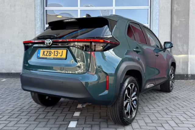 Toyota Yaris Cross (2025) thumbnail 2
