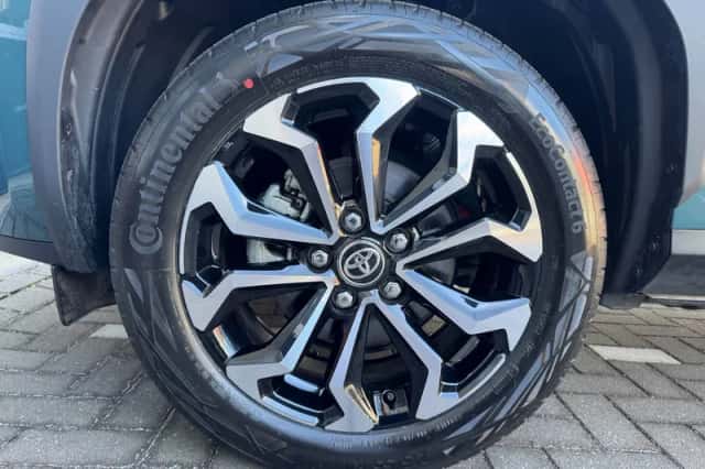 Toyota Yaris Cross (2025) thumbnail 6