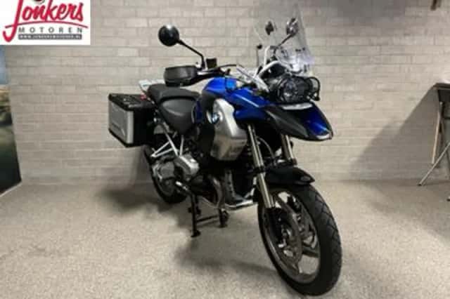 BMW R (2012) thumbnail 2