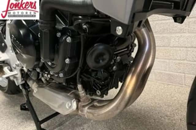 BMW F (2023) thumbnail 6