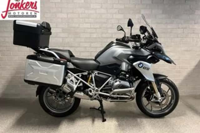 BMW R (2013) thumbnail 1