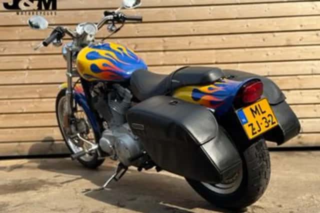 HARLEY-DAVIDSON SPORTSTER (2004) thumbnail 6