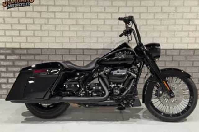 HARLEY-DAVIDSON ROADKING (2021) thumbnail 1