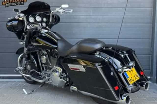 HARLEY-DAVIDSON STREET (2010) thumbnail 4