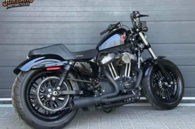HARLEY-DAVIDSON SPORTSTER (2021) thumbnail 4