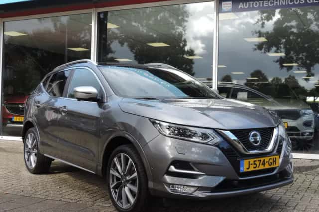 Nissan Qashqai (2019) thumbnail 3