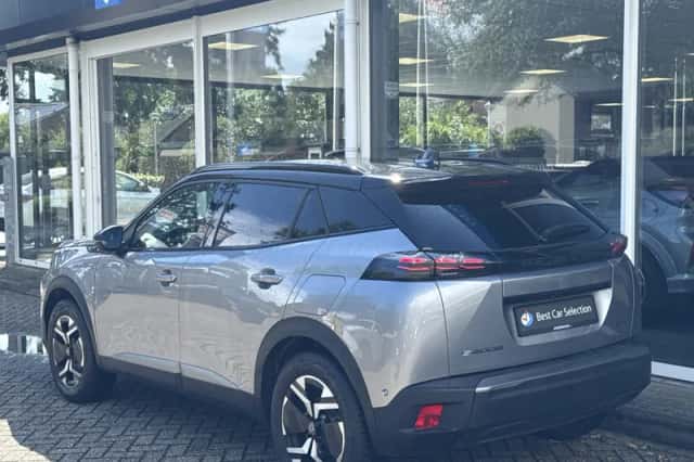 Peugeot e-2008 (2025) thumbnail 3