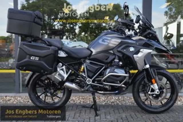 BMW R (2021) thumbnail 1