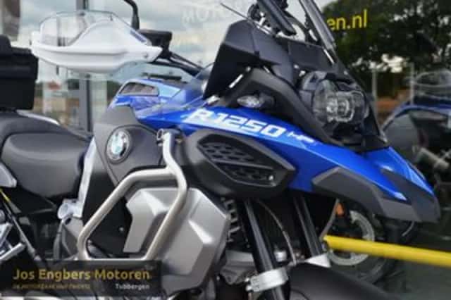 BMW R (2019) thumbnail 3