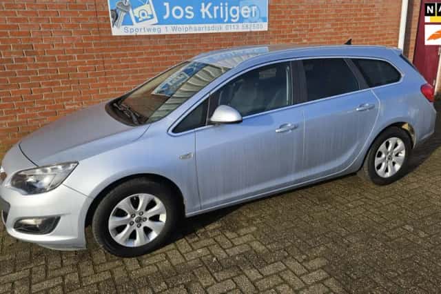 Opel Astra (2016) thumbnail 1