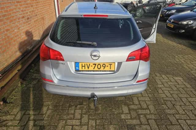 Opel Astra (2016) thumbnail 6